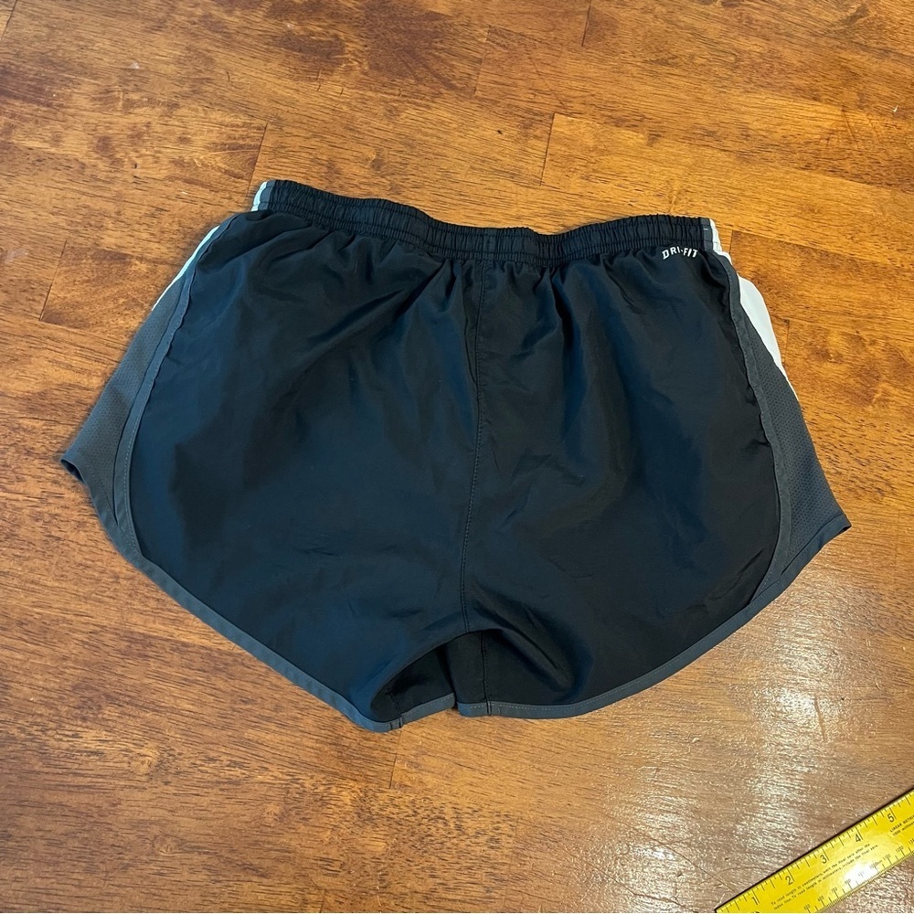 Nike Dri-FIT Black Performance Shorts women’s size small - Picture 6 of 6